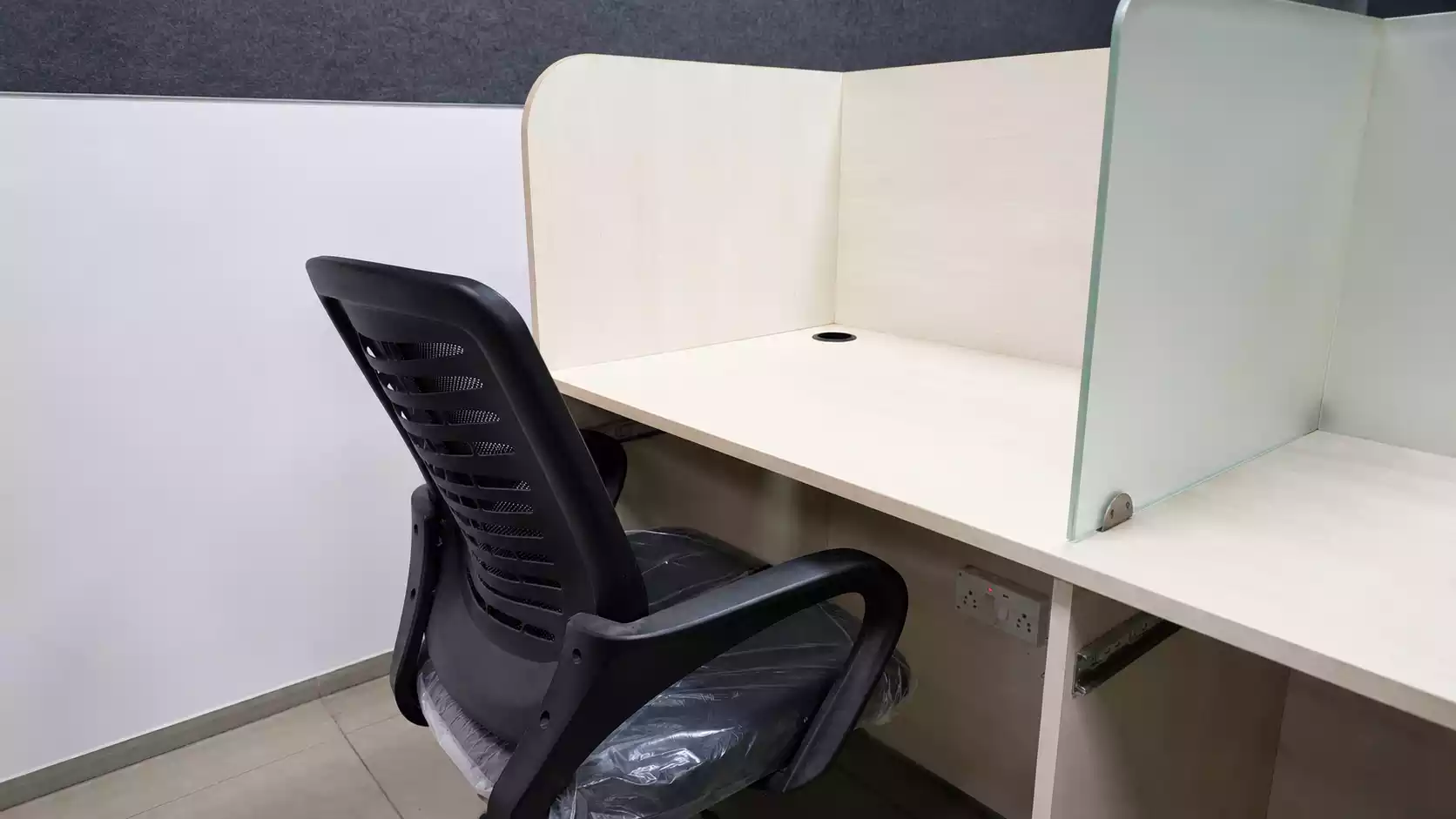 desk3